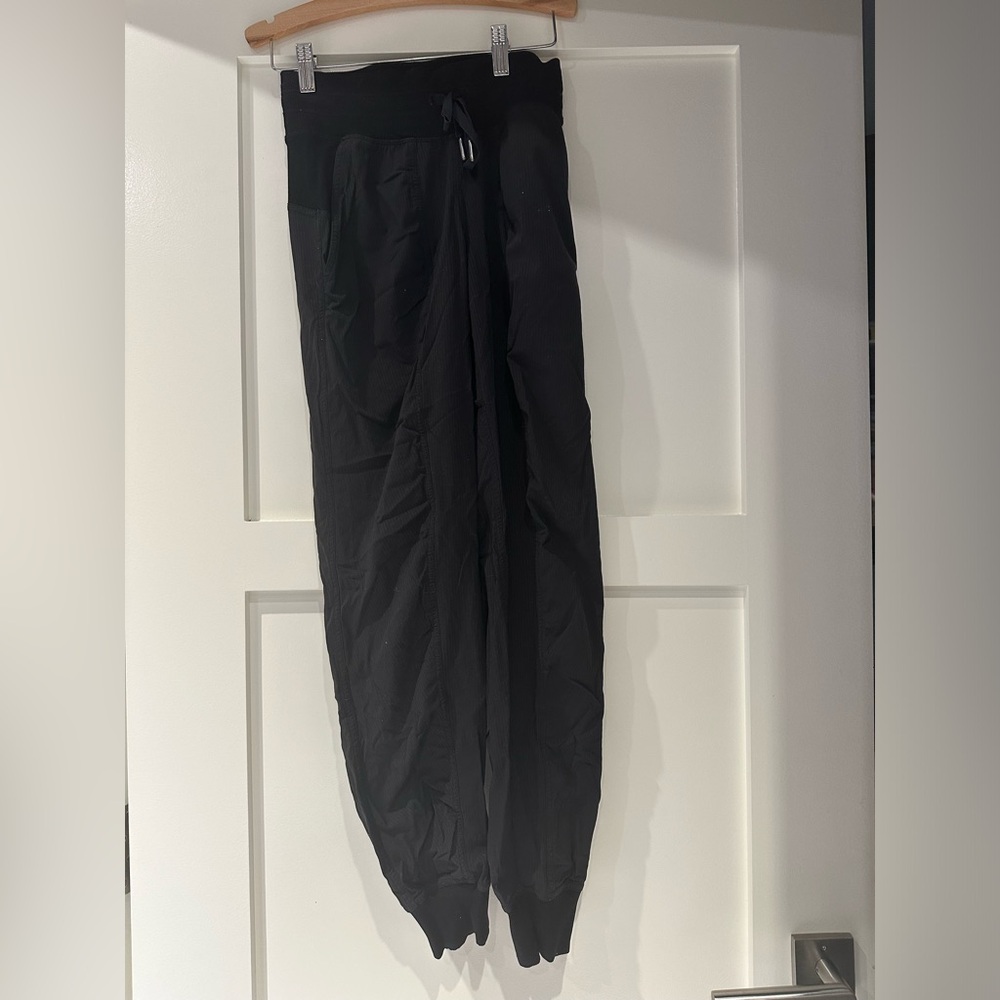 Lululemon Size 2 Joggers